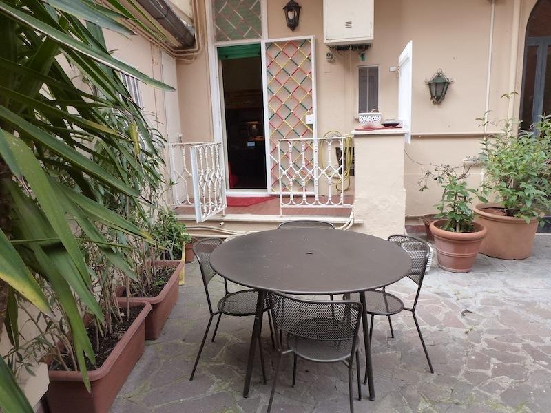 Vacanze Al Colosseo Polveriera Рим Номер фото